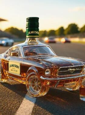 跨境新品独立站爆款Police Car Whiskey Bottle小车威士忌酒瓶