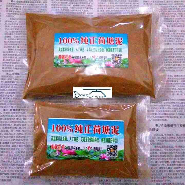 池塘睡莲水生花卉泥土