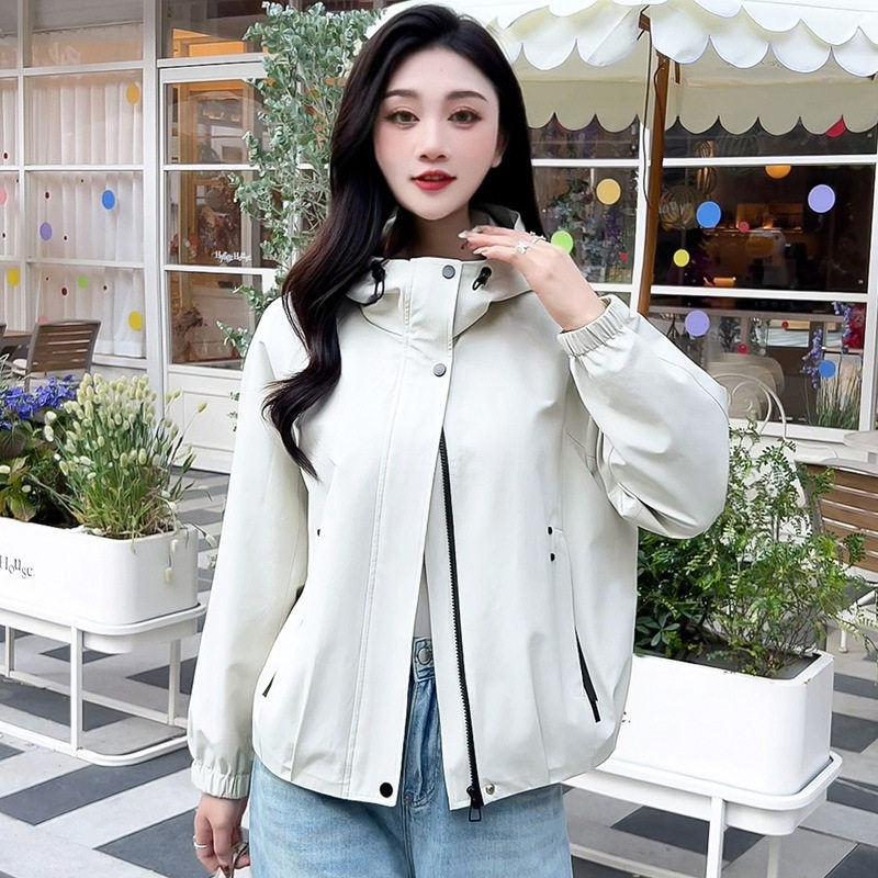 2026新款春秋小个子短款外套中青年女装减龄宽松连帽风衣上衣夹克