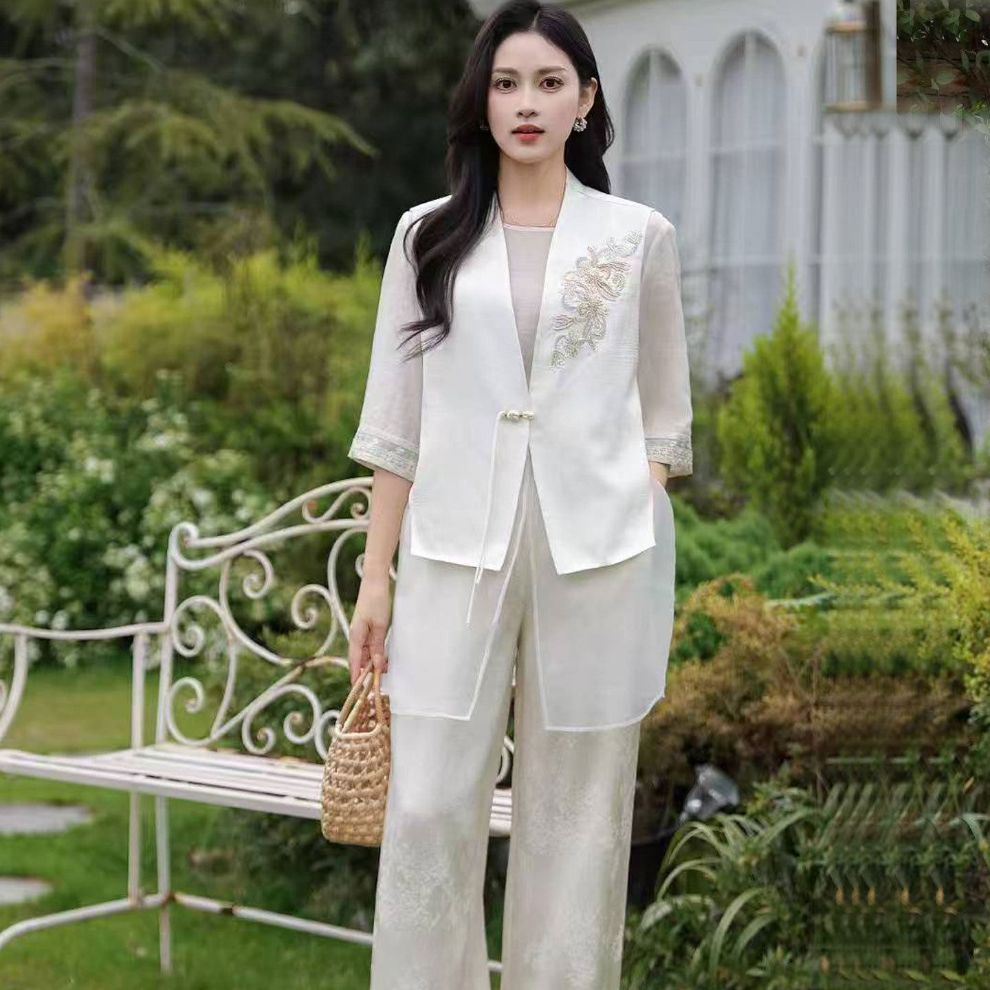 中青年女装时尚马甲外套2026春夏季新款洋气白色背心坎肩上衣中长
