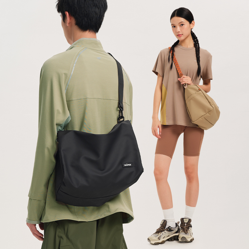 VAOPER大容量单肩包运动健身男包