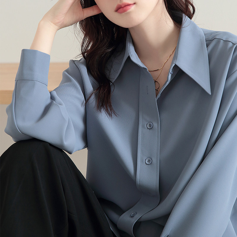 盐系雾霾蓝衬衫女宽松设计感小众免烫垂感长袖港风复古衬衣外套秋