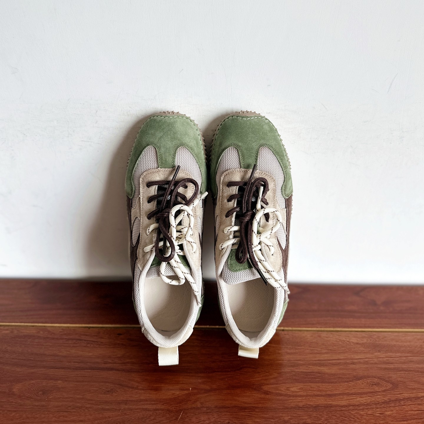 【烁掌柜】2025秋新品小众设计真皮女鞋个性拼色系带休闲鞋德训鞋