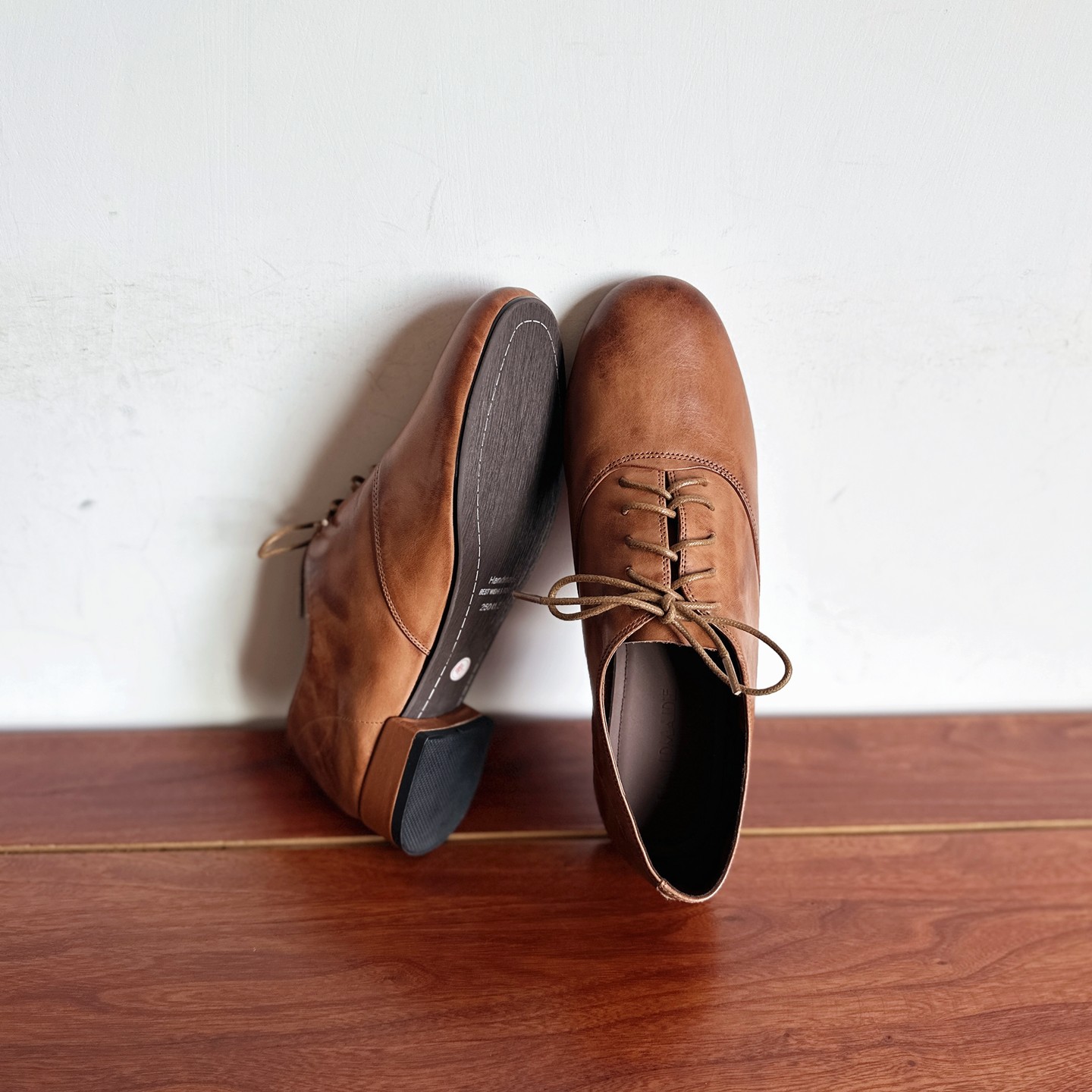 头层牛皮低跟系带小皮鞋