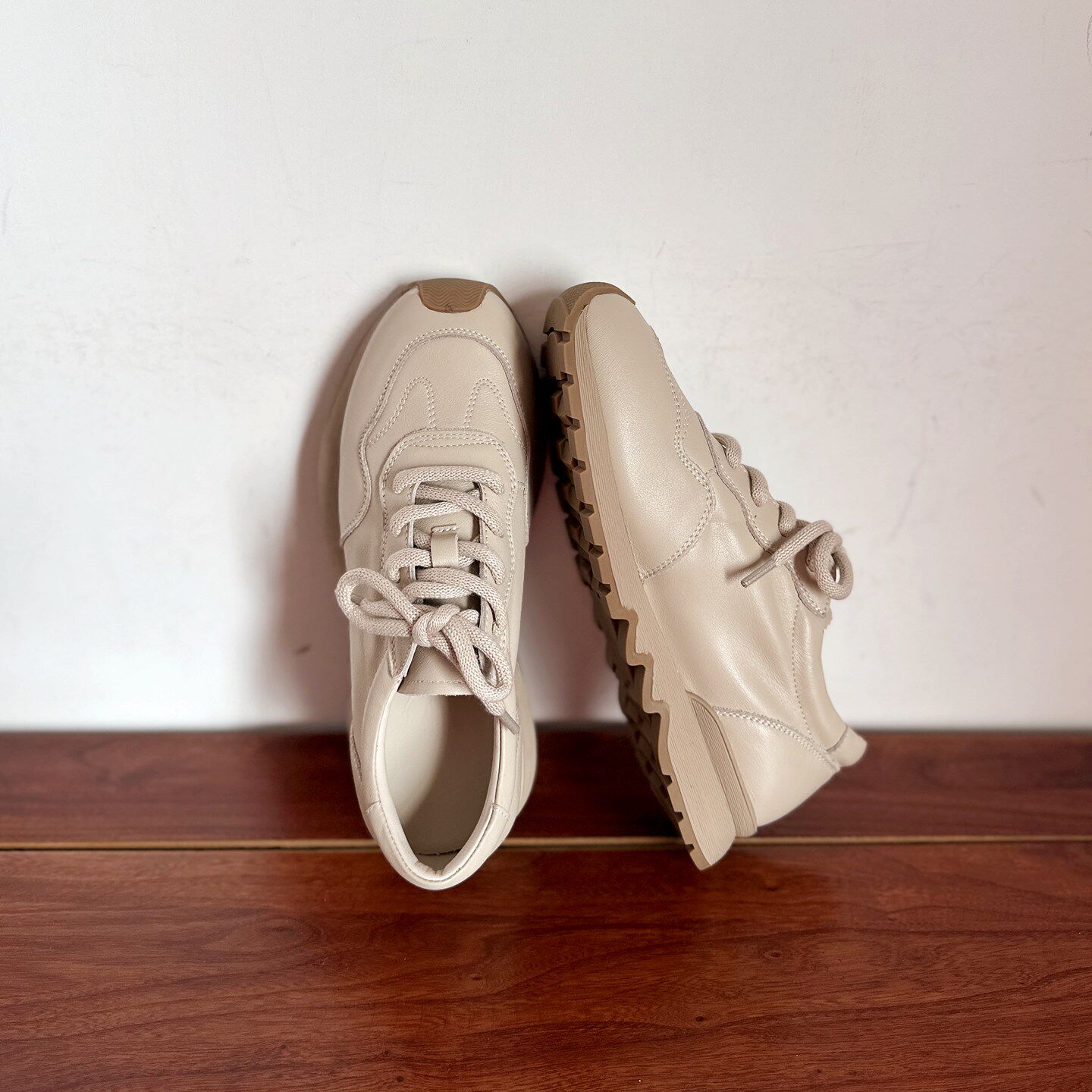 【烁掌柜】2026春学院风简约百搭真皮女鞋头层牛皮低跟休闲德训鞋