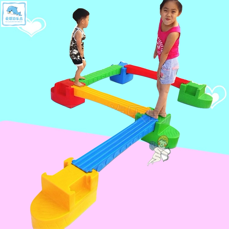 早教中心幼儿园户外运动器械游乐场儿童平衡板玩具新森林独木桥