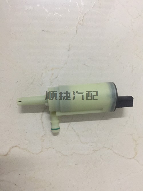 北京汽车b20 bj20 大灯喷水电机