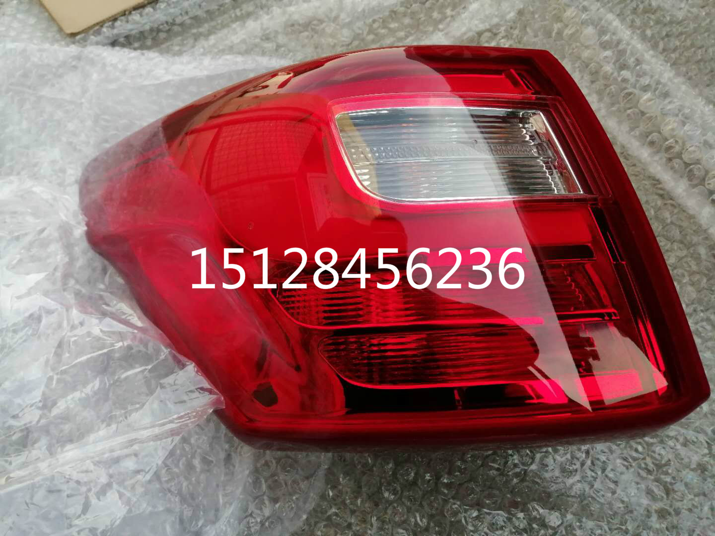 北汽绅宝X25后杠灯后雾灯北京绅宝x25雾灯倒车灯刹车灯x25后尾灯