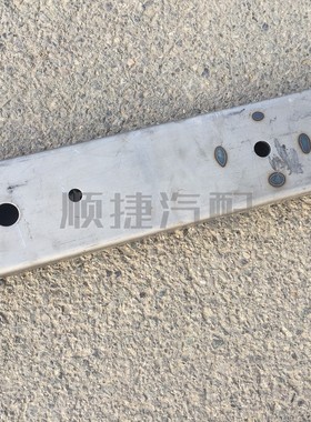 北京汽车b40LPLUS  BJ40LPLUS横梁 纵梁  大梁