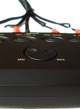 VR5  KTV音量自动平衡器 稳定器 自动音量平衡器兼2进2出切换功能