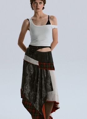 NEANT 石膏印花红绿格纹撞色毛边不规则下摆半身裙