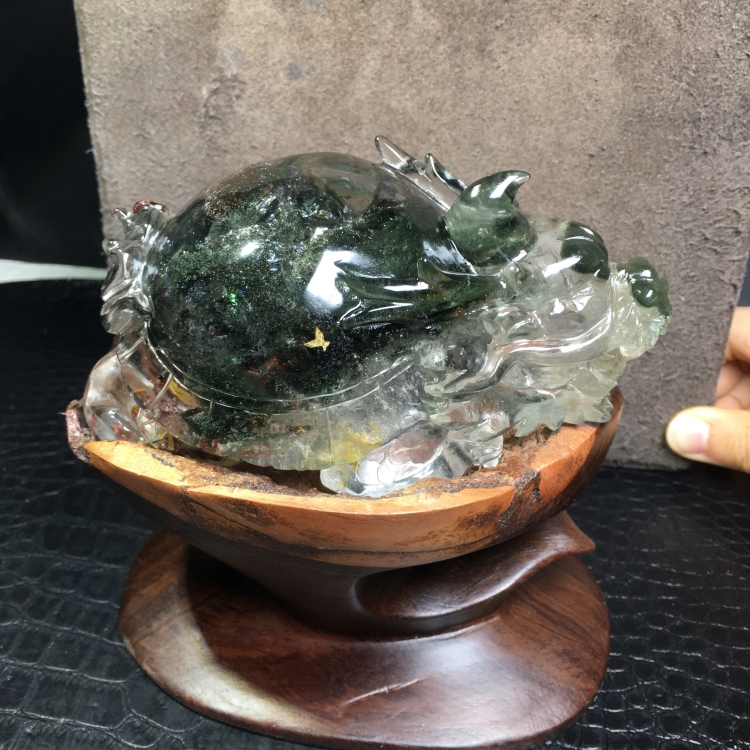 天然金发晶绿幽灵原石雕刻摆件
