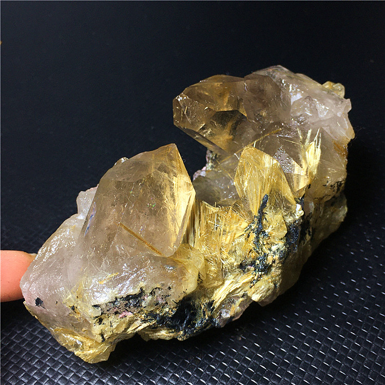 天然金发晶钛晶花原石顺发资料库