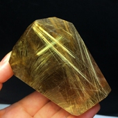 天然金发晶随形钛晶花黄铜发晶原石打磨多面体家居客厅玄关摆件