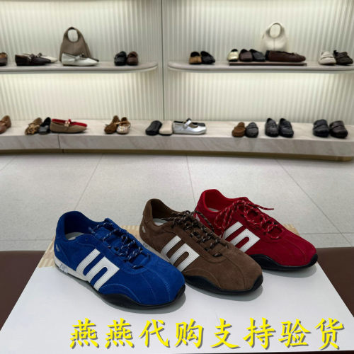 专柜正品百丽2026秋款女跑道赛车德训鞋红色阿甘鞋休闲鞋BKXB2CM6