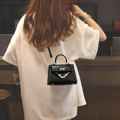 Viney包包2022新款女包斜挎包凯莉包轻奢高级感手提真皮腋下小包