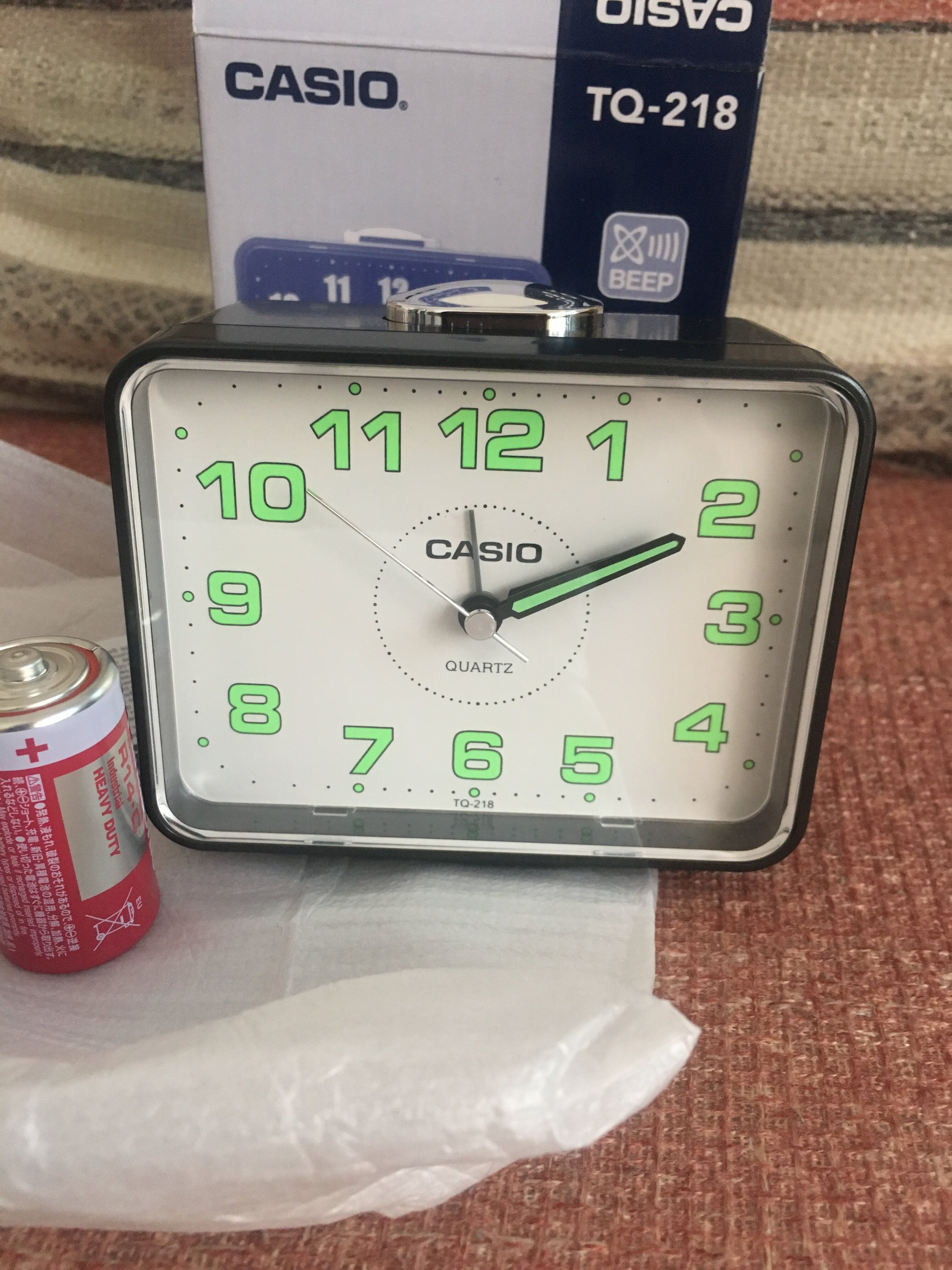 casio卡西欧闹钟tq-218-1bdf 全新正品 老人小孩学生都适合方形钟