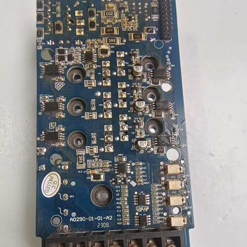 可维修A0290-01-01-A2。V380-4T0022G变频器议价