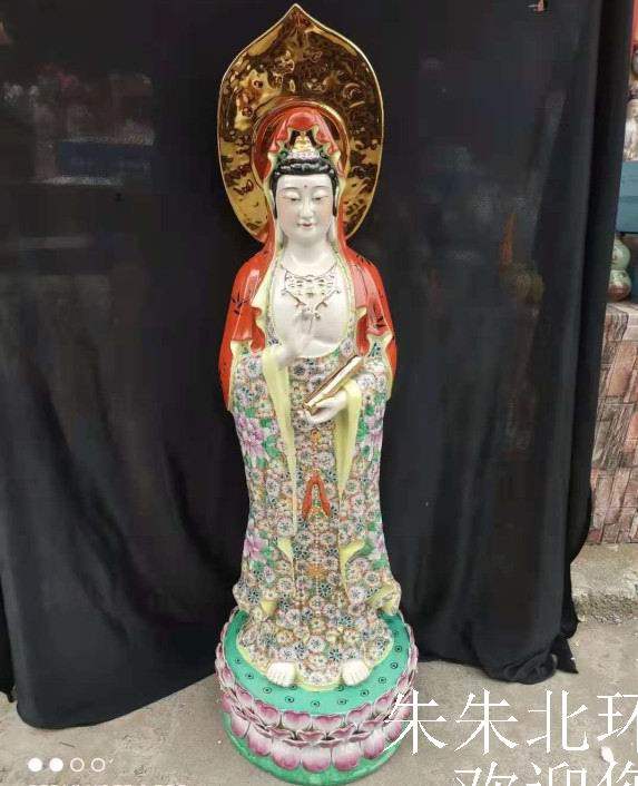陶瓷南海观音菩萨佛像雕塑站家用供奉摆件背光微笑观世音菩萨1米3