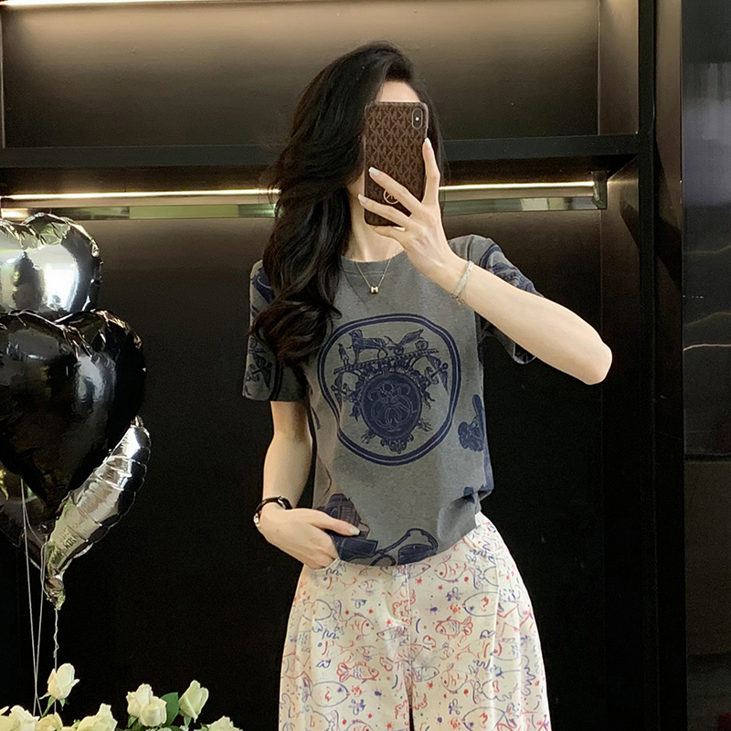 车马图案印花短款T恤女短袖夏季