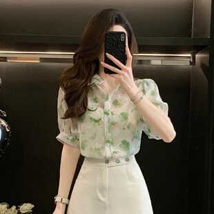 女夏季 泡泡袖 翻领短袖 衬衫 气质碎花宽松显瘦遮肉透明雪纺上衣 新款