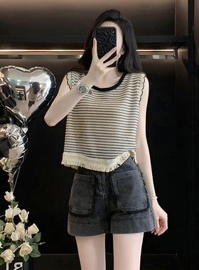 流苏条纹蕾丝无袖针织衫女夏季新款时尚宽松显瘦镂空条纹短款背心