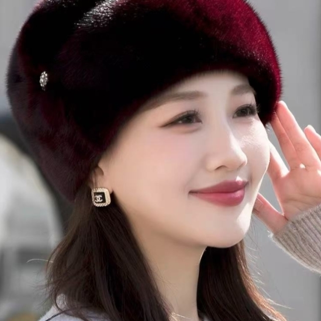 中年妈妈洋气帽子女士新款加厚毛线帽防寒秋冬老人防红色时尚棉帽