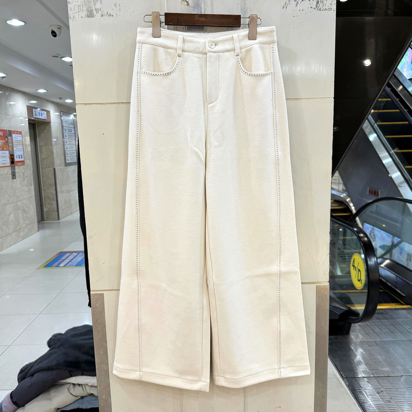 纳影N125B9818-29醋酸羊毛直筒裤