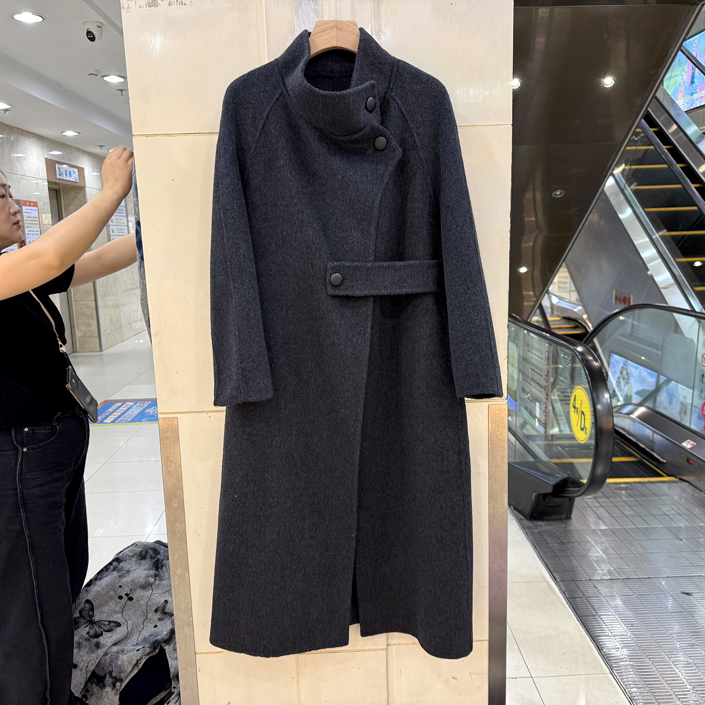 88892腰封收腰中长双面羊绒大衣