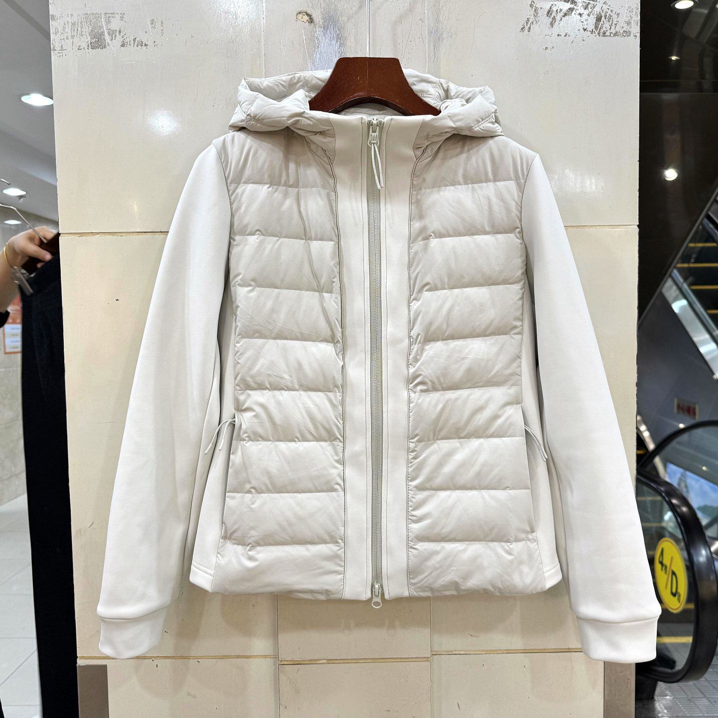 TDYH2721休闲连帽羽绒服外套