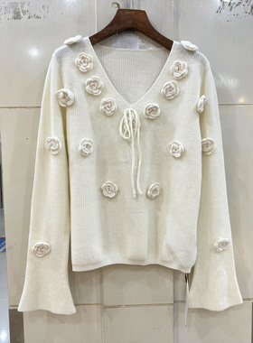 295-9669 飘带V领重工立体订花朵喇叭袖口轻奢洋气羊绒毛衣冬装女