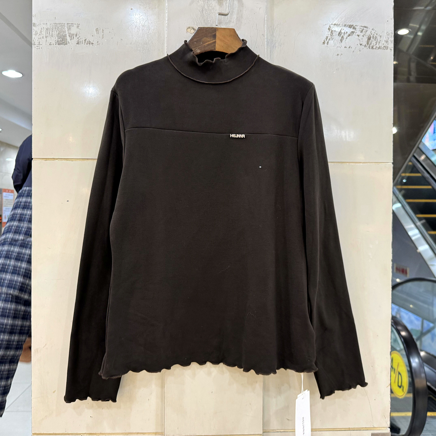 赫琳娜1650木耳边加绒T恤打底衫