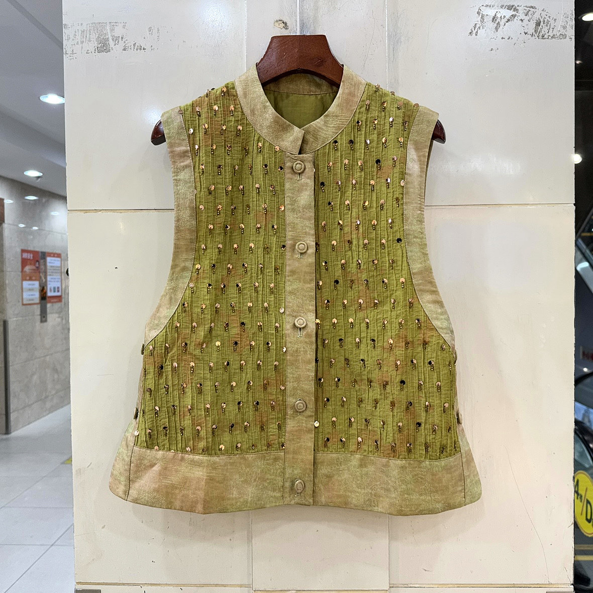 C25693 重工满身串珠钉珠花单排扣立领轻奢人丝马甲外套欧货春夏