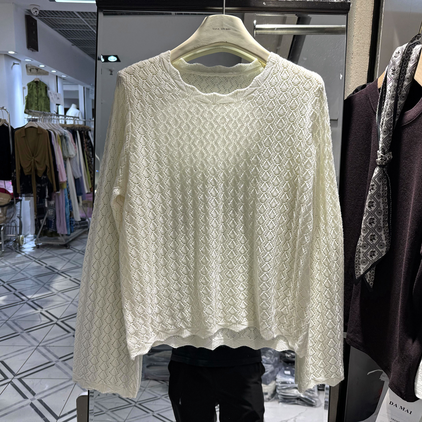 25-9153 欧货秋装2025新款时尚镂空鱼鳞纹减龄长袖羊毛针织衫毛衣