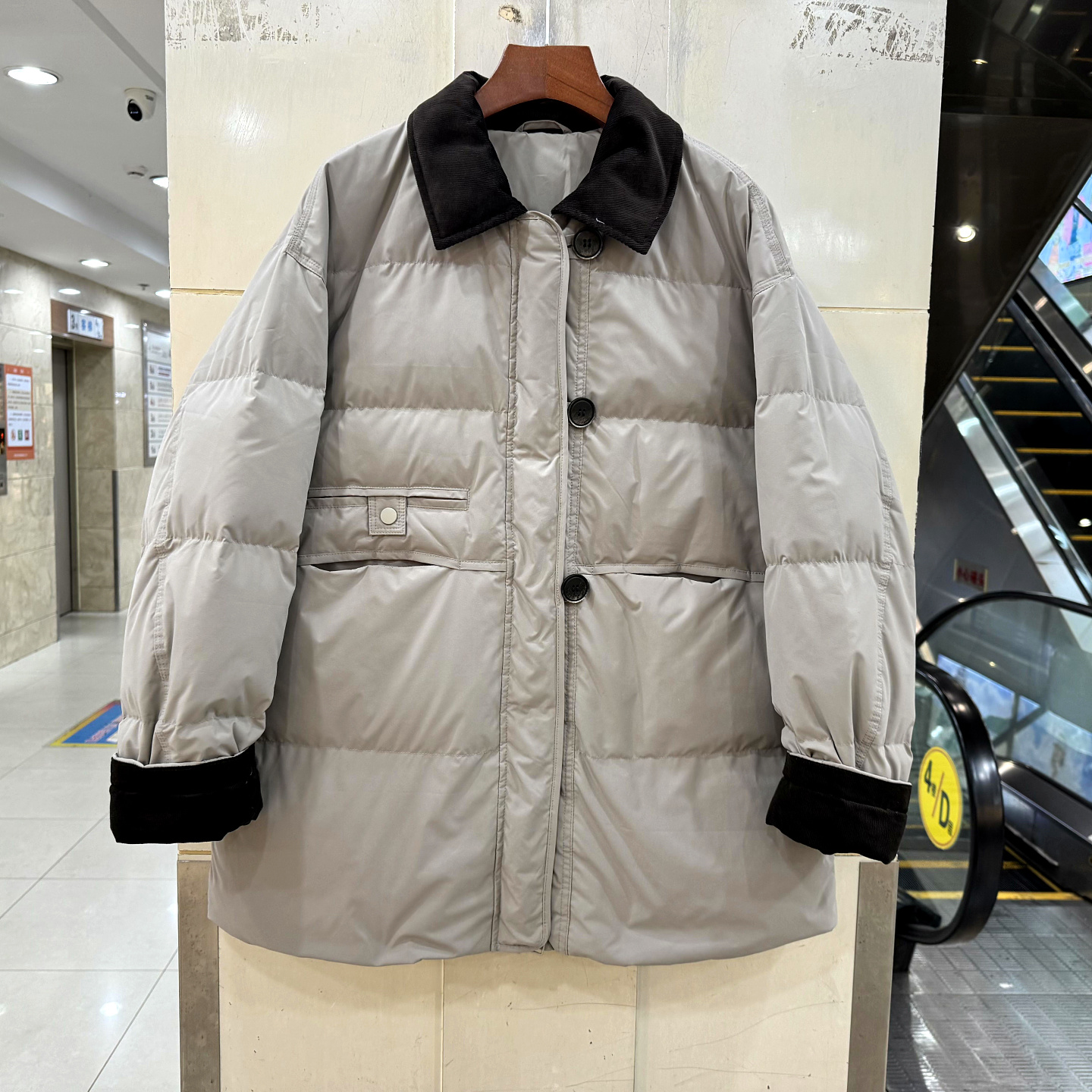 2N5566巴恩风中长羽绒服