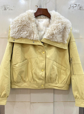 H25-59177 羊羔毛大翻领休闲减龄短装羽绒派克服外套欧洲站冬装女