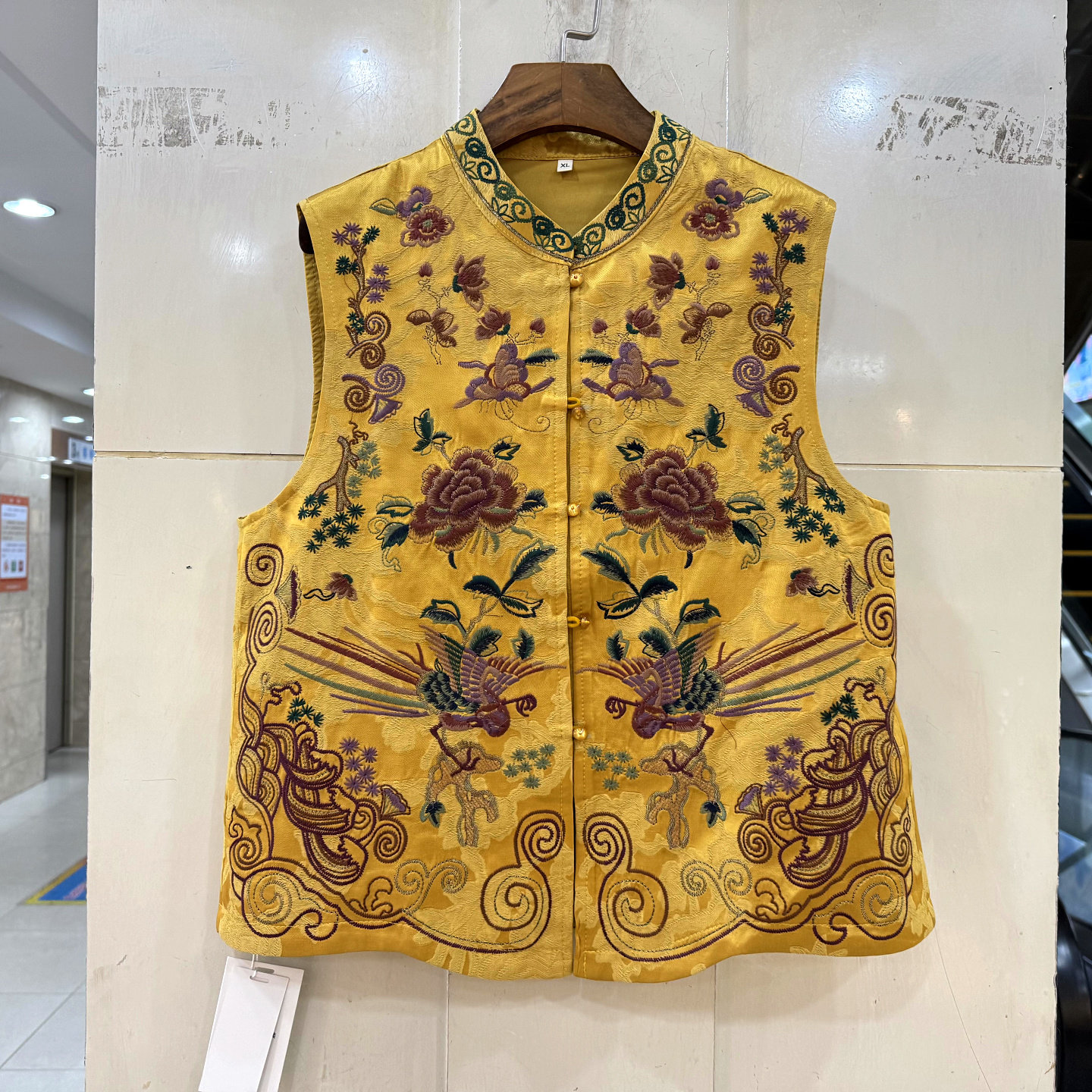 239 欧洲站春装2026款民族风重工凤凰刺绣花桑蚕丝缎国风马甲外套,女装/女士精品,马夹,淘宝优惠券,粉丝福利购,淘宝优惠卷