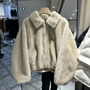2025时尚 851 款 欧洲站冬季 拉链翻领休闲仿水貂毛皮毛一体短外套