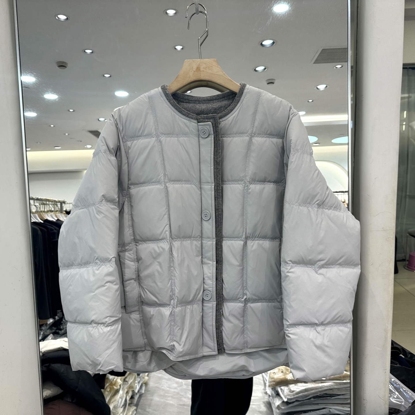 水晶川秀9855羊毛呢鸭绒羽绒服