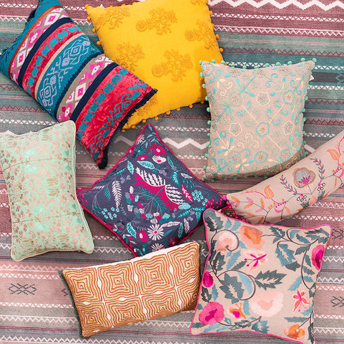 手工法式绣花客厅民宿沙发靠垫