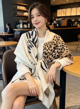 欧美风高级感轻奢豹纹围巾女夏季防晒薄款2026新款空调房披肩丝巾