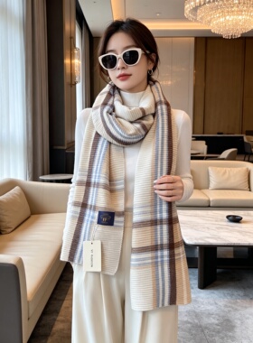 老钱风高级感格子围巾女春秋冬季空调披肩韩版百搭时尚围脖保暖