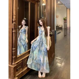 高级感气质新款《林间浮夏》吊带气质连衣裙女夏季印花显瘦长裙