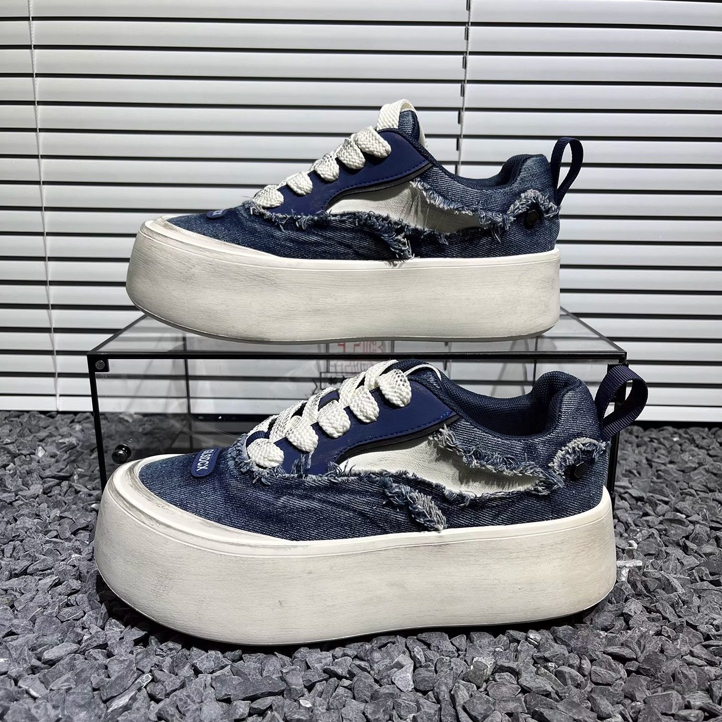 面包休闲厚底帆布鞋板鞋男鞋百搭透气增高男款2025运动新款小白鞋,流行男鞋,时尚休闲鞋,淘宝优惠券,粉丝福利购,淘宝优惠卷