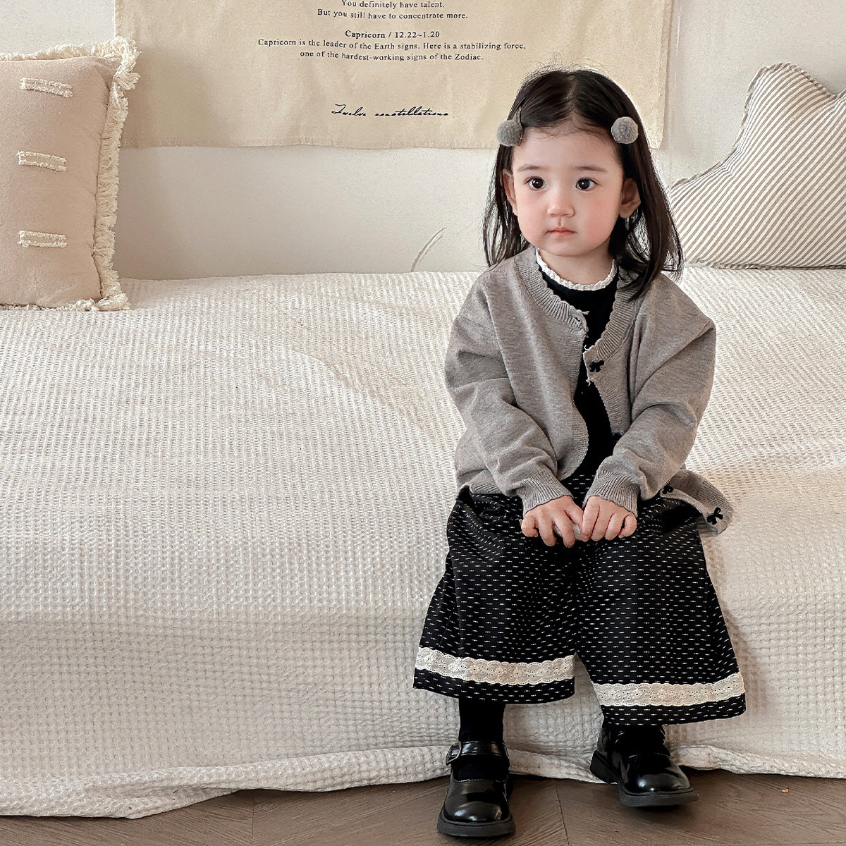 女童套装春装毛衣开衫2025新款洋气宝宝上衣婴幼儿阔腿裤外出衣服