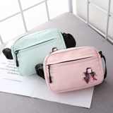 Японские аниме -мультфильмы призраки уничтожают двухмерную дверь сумки на плечо