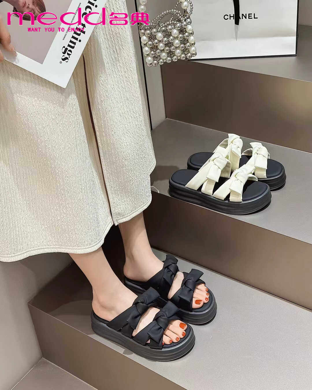 名典2024新款夏时装凉鞋女外穿拖鞋上班不累脚软底舒服凉鞋55896