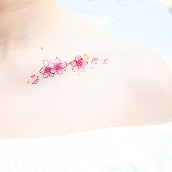 樱花纹身贴防水 女新款持久韩国仿真小清新可爱性感ins胸部锁骨贴
