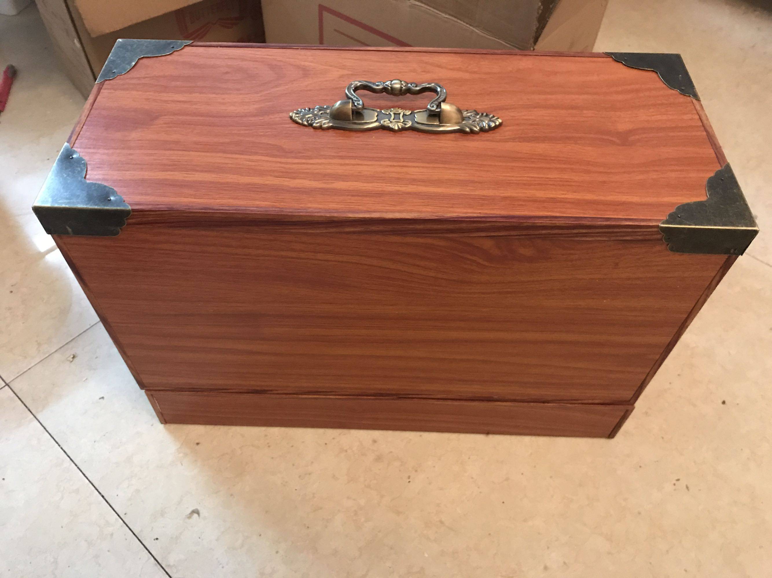 老式家用缝纫机木质箱子便携缝纫机箱木箱加厚款在类目 居家布艺, 缝纫DIY材料、工具及成品, 缝纫机中 - 来自Buy2taobao.com提供专业的淘宝代购服务