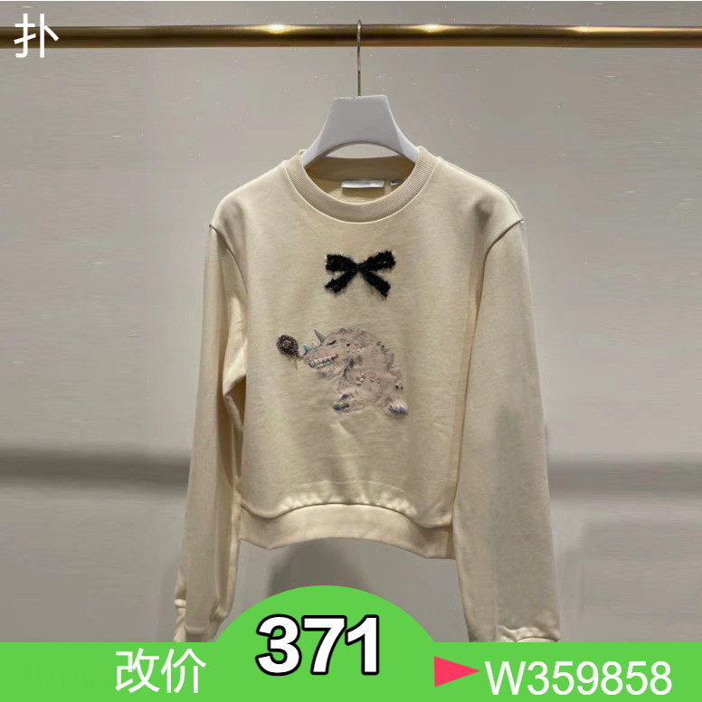 正品春季新款圆领卡通图案蝴蝶结套头卫衣女 2I1J108-24